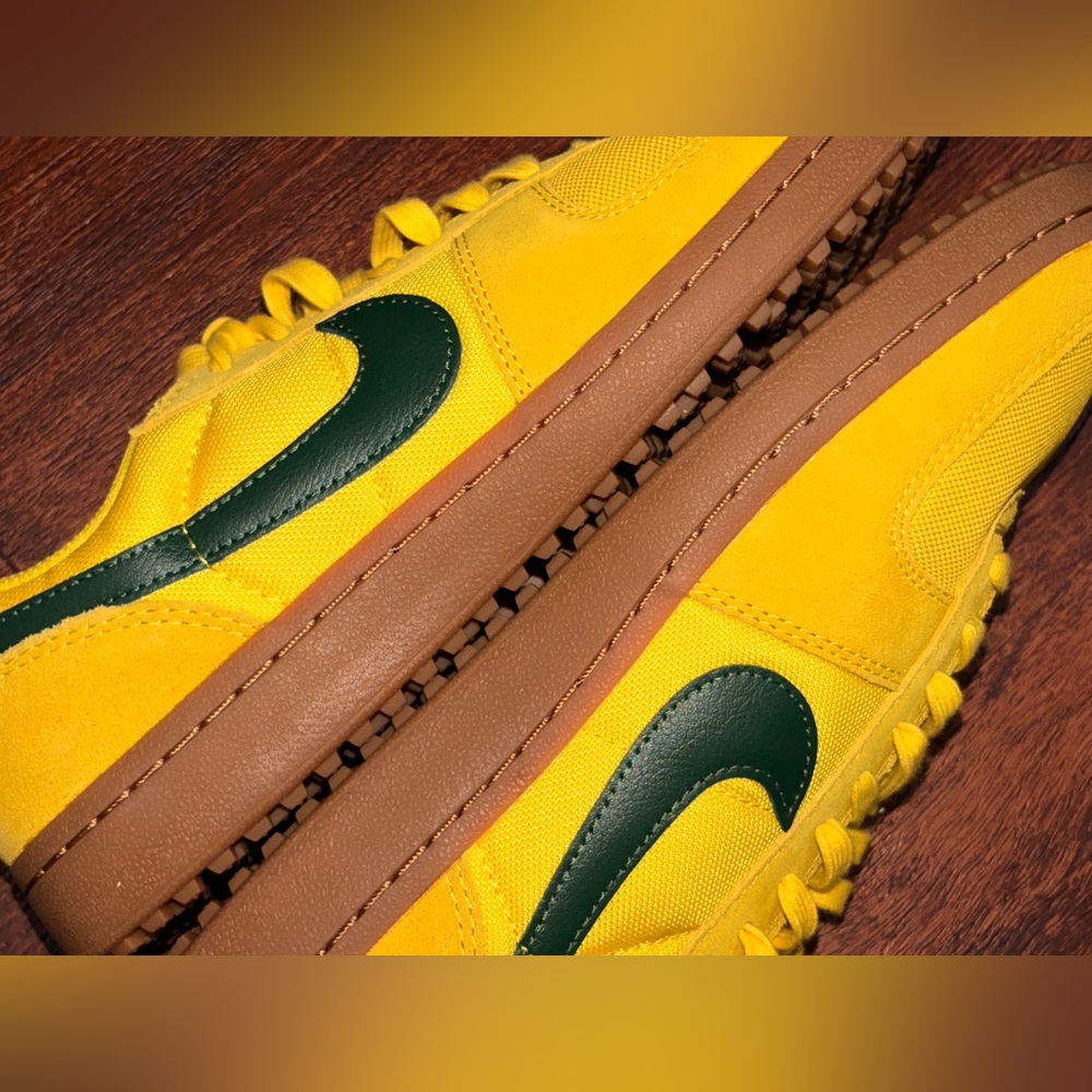 Nike 9.5 - Picture 13 of 14